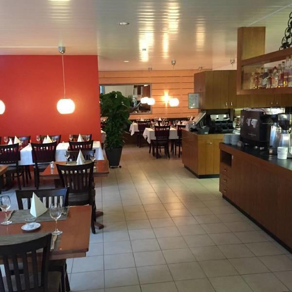 Hotel & Restaurant Stadthof Glarus Ngoại thất bức ảnh