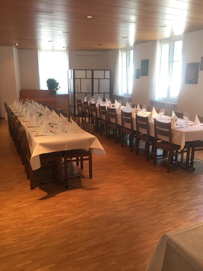 Hotel & Restaurant Stadthof Glarus Ngoại thất bức ảnh