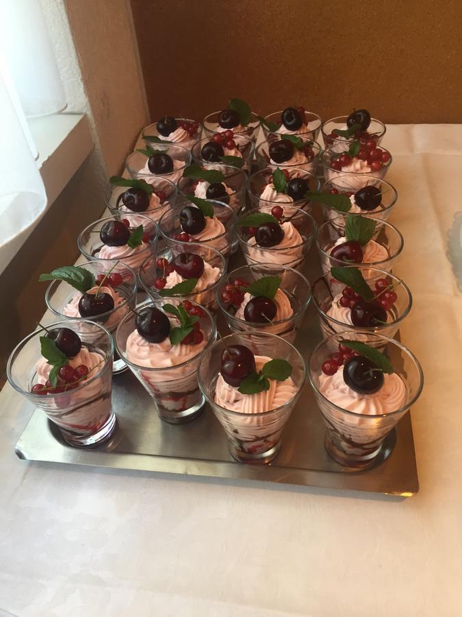 Hotel & Restaurant Stadthof Glarus Ngoại thất bức ảnh