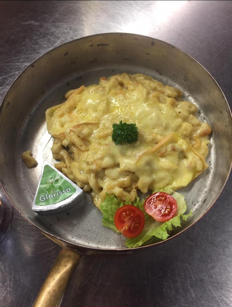 Hotel & Restaurant Stadthof Glarus Ngoại thất bức ảnh